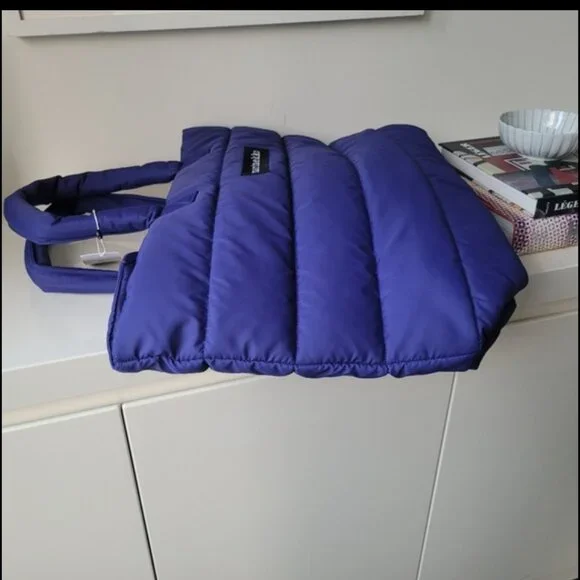 MARIMEKKO ISO Milla.Blue Puffer Tote Bag - Picture 5 of 11